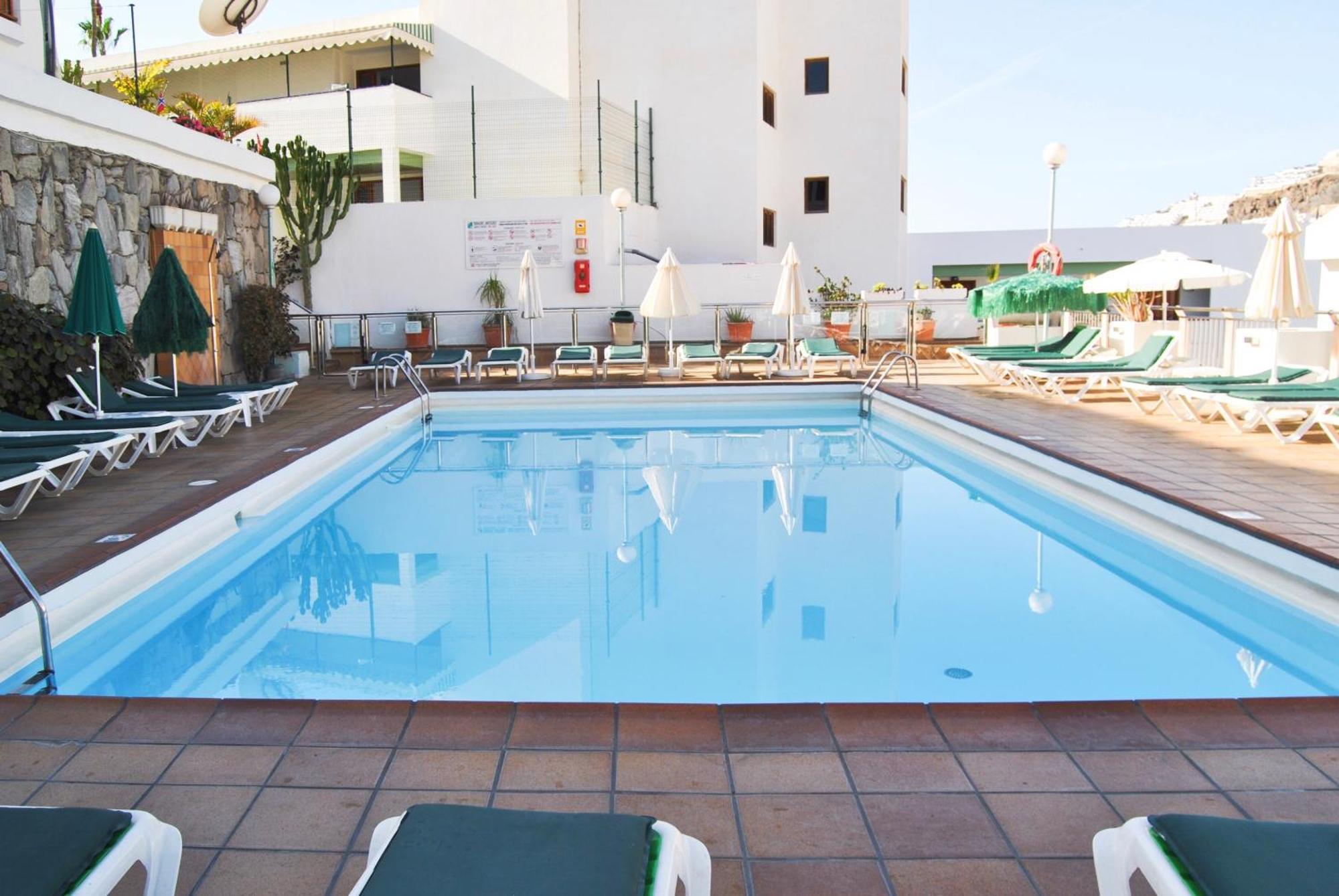 Montecarlo 35 And 45 First Row With Air Conditioning&Wi-Fi And Sound Insulation Puerto Rico  Exteriör bild