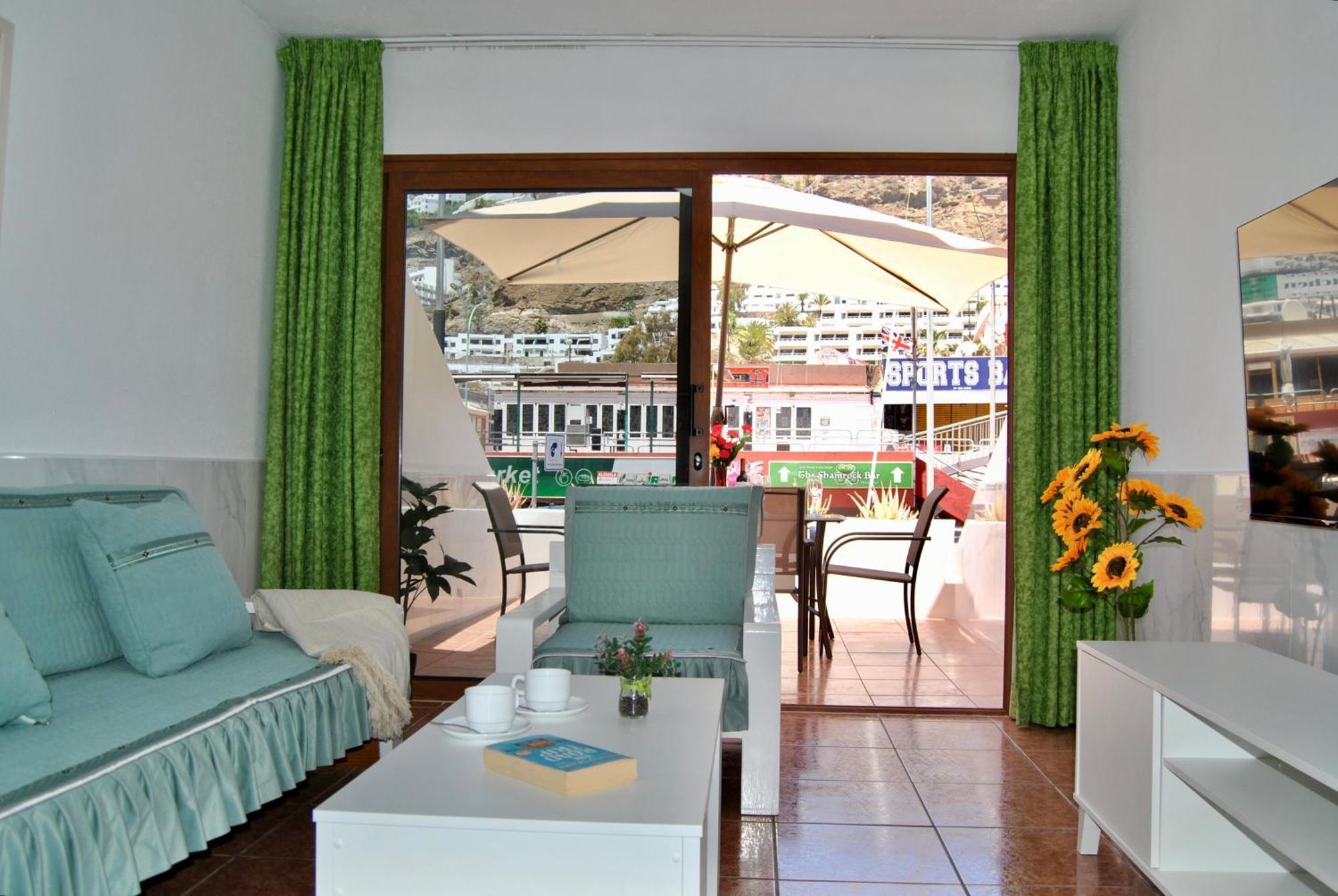 Montecarlo 35 And 45 First Row With Air Conditioning&Wi-Fi And Sound Insulation Puerto Rico  Exteriör bild